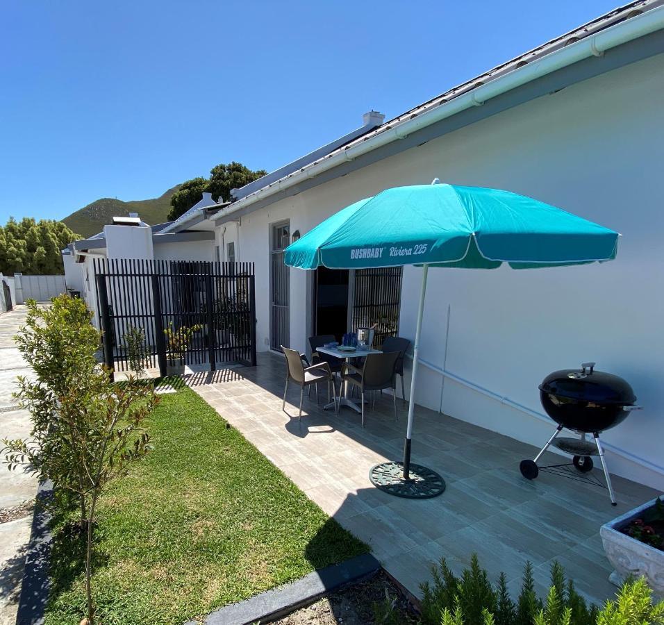 The Lily House Hotell Hermanus Eksteriør bilde