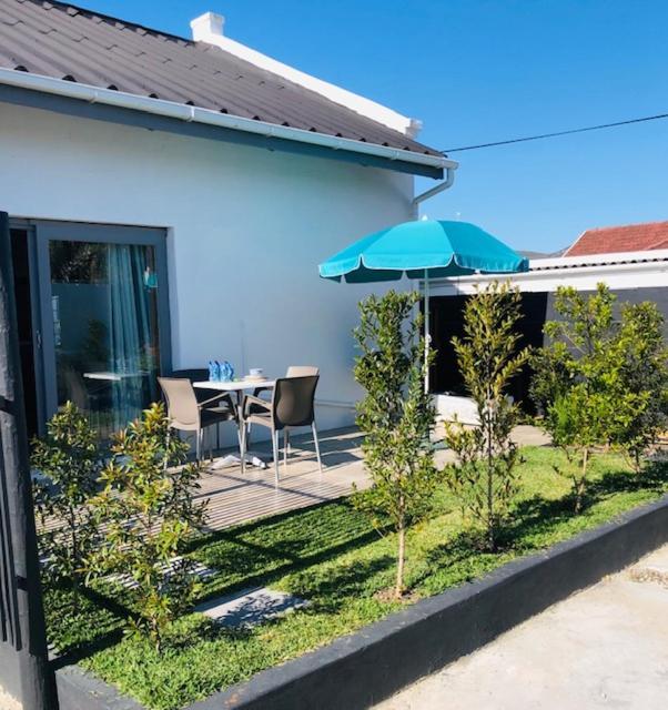 The Lily House Hotell Hermanus Eksteriør bilde